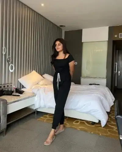 Call Girls Mahe Cash On Delivery